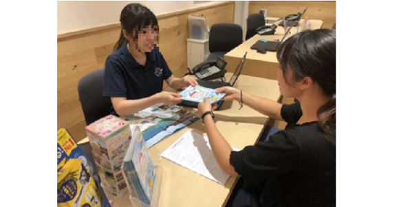 大手旅行会社店頭でのサンプリング